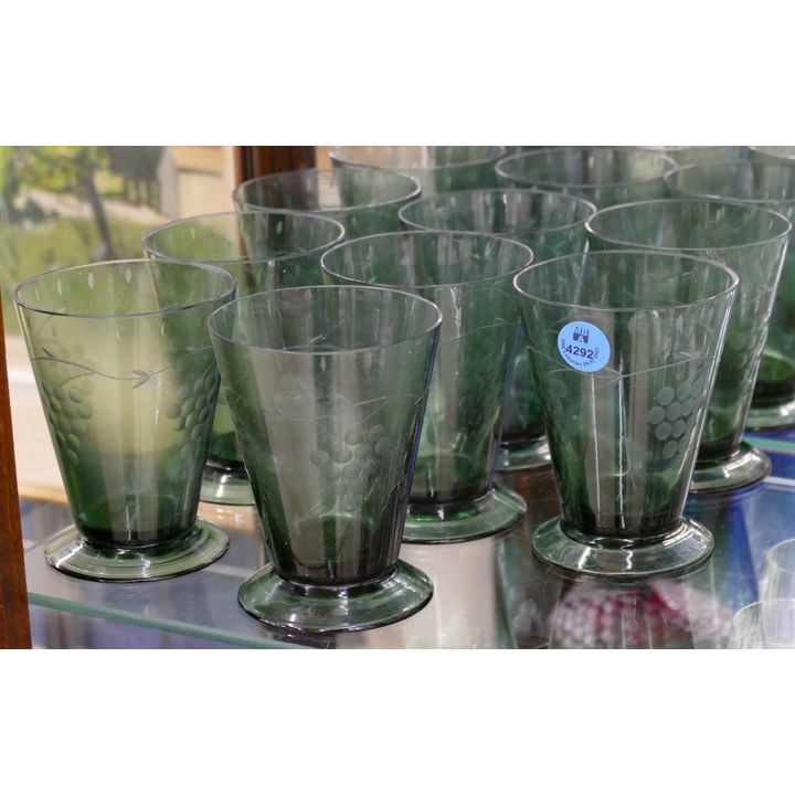 8pc Green Etched Glasses 4''