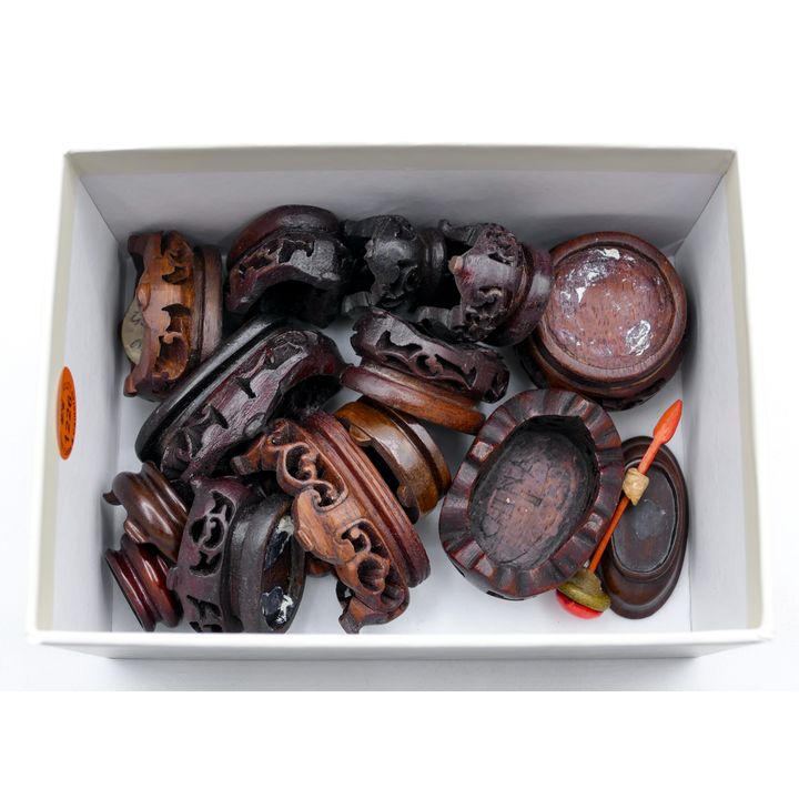 Box Old Chinese Rosewood Snuff Bottle Stands