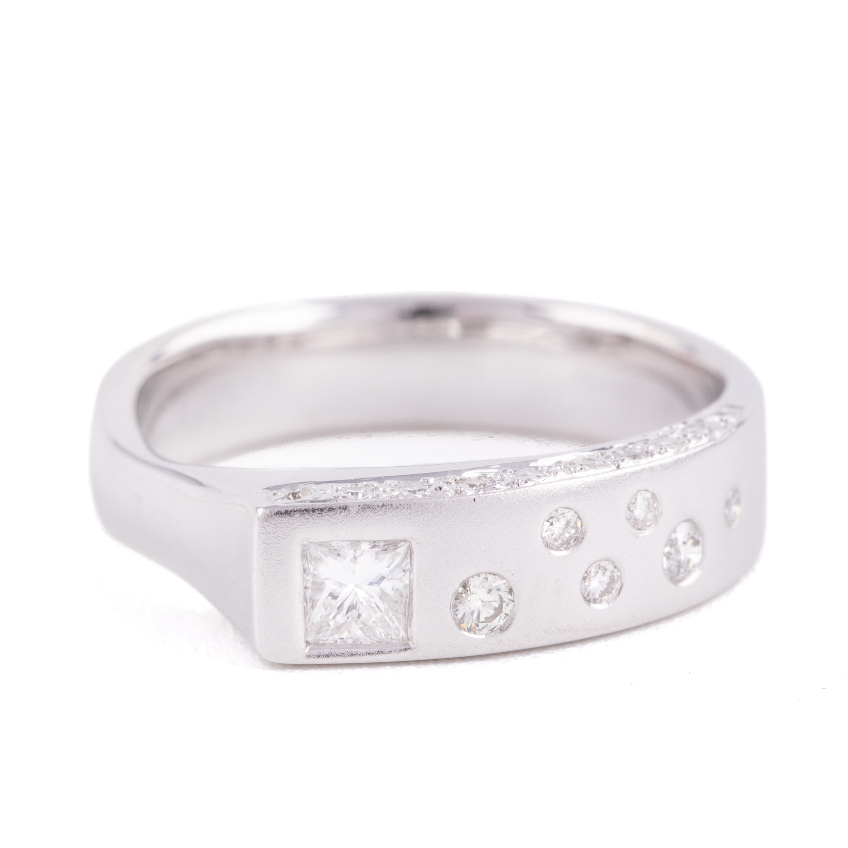274 · 0.25 Carat Diamond Ring 18ct