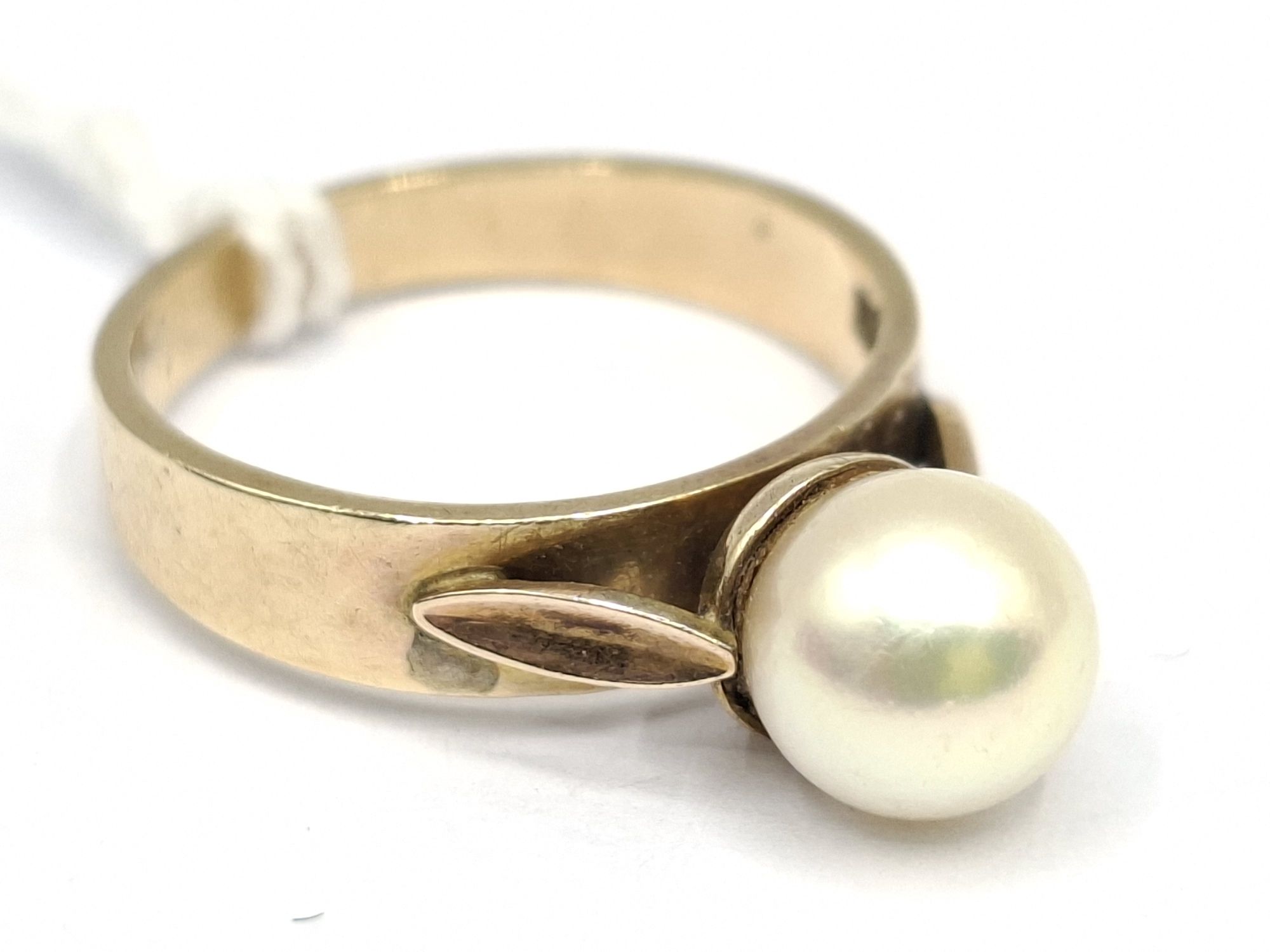18ct Gold Pearl Ring