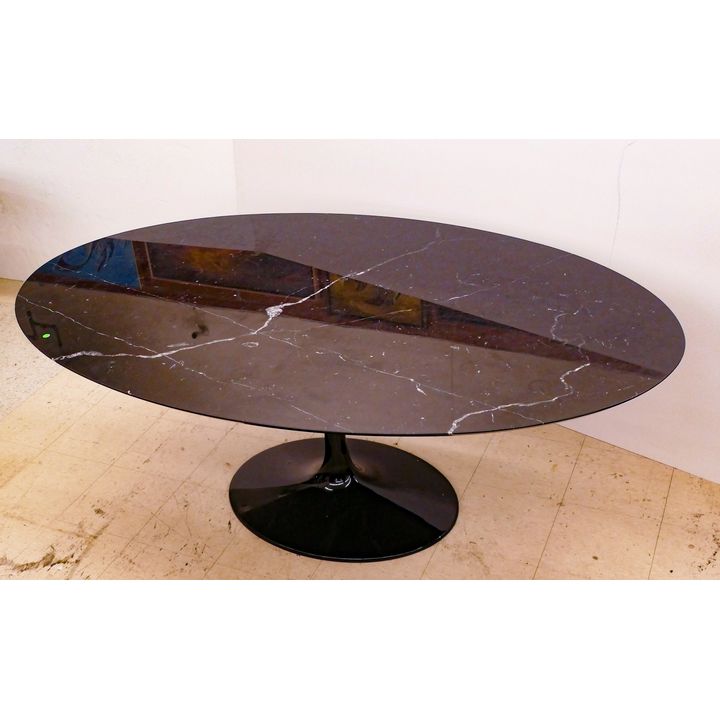 Room & Board Saarinen Style Black Marble Top Tulip base Oval Dining Table