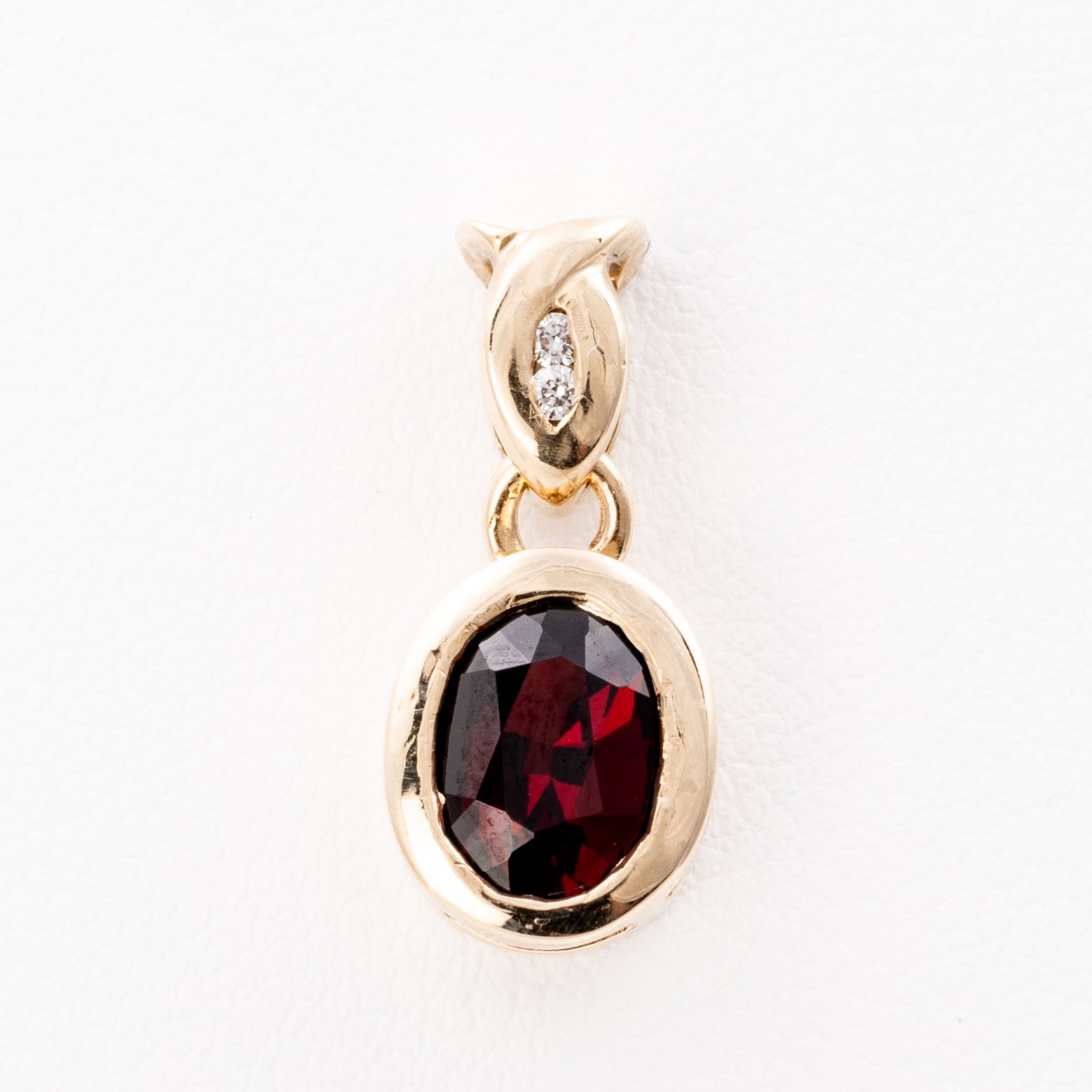 88 · Garnet & Diamond Rubover Pendant 9ct Gold