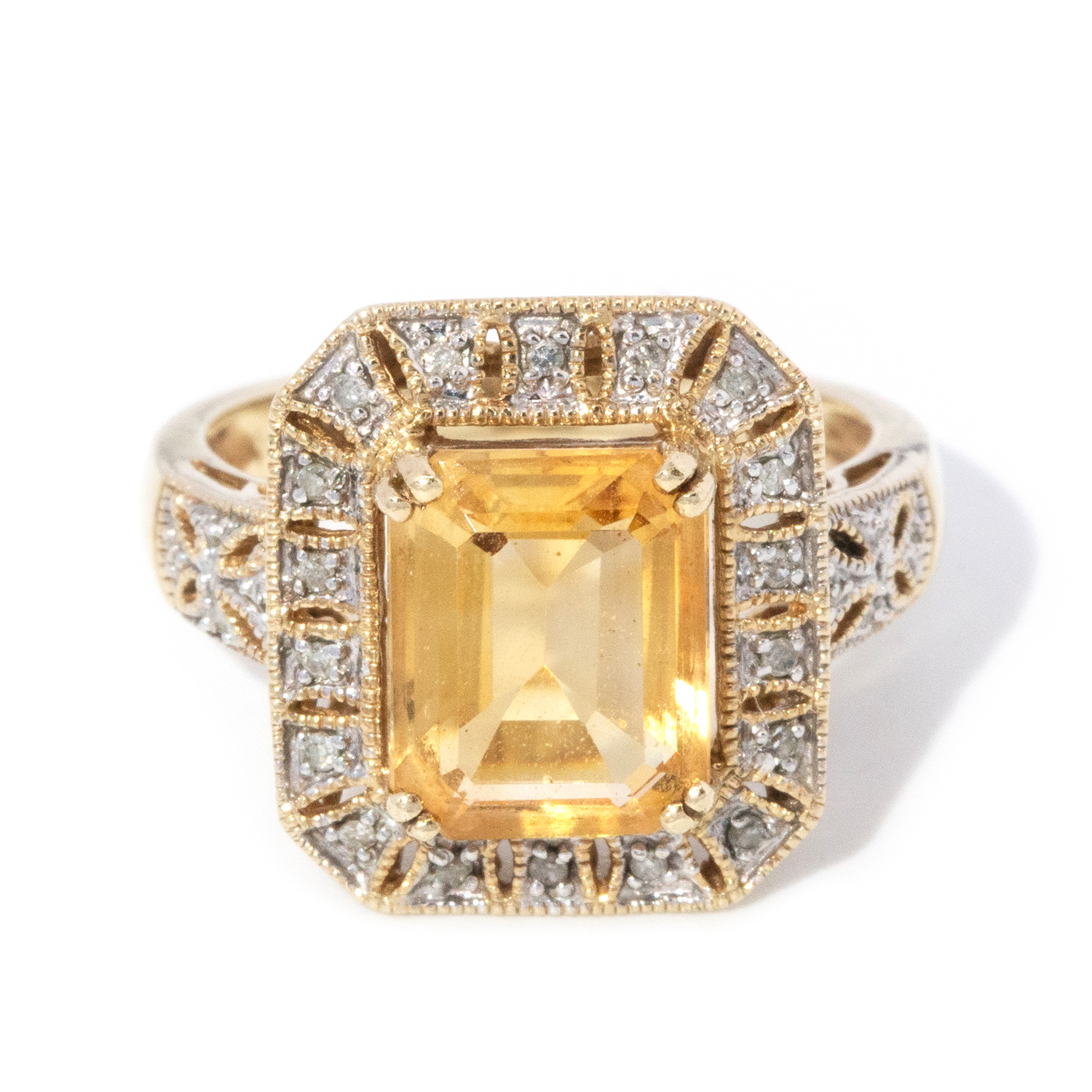 10 carat gold citrine and diamond ring