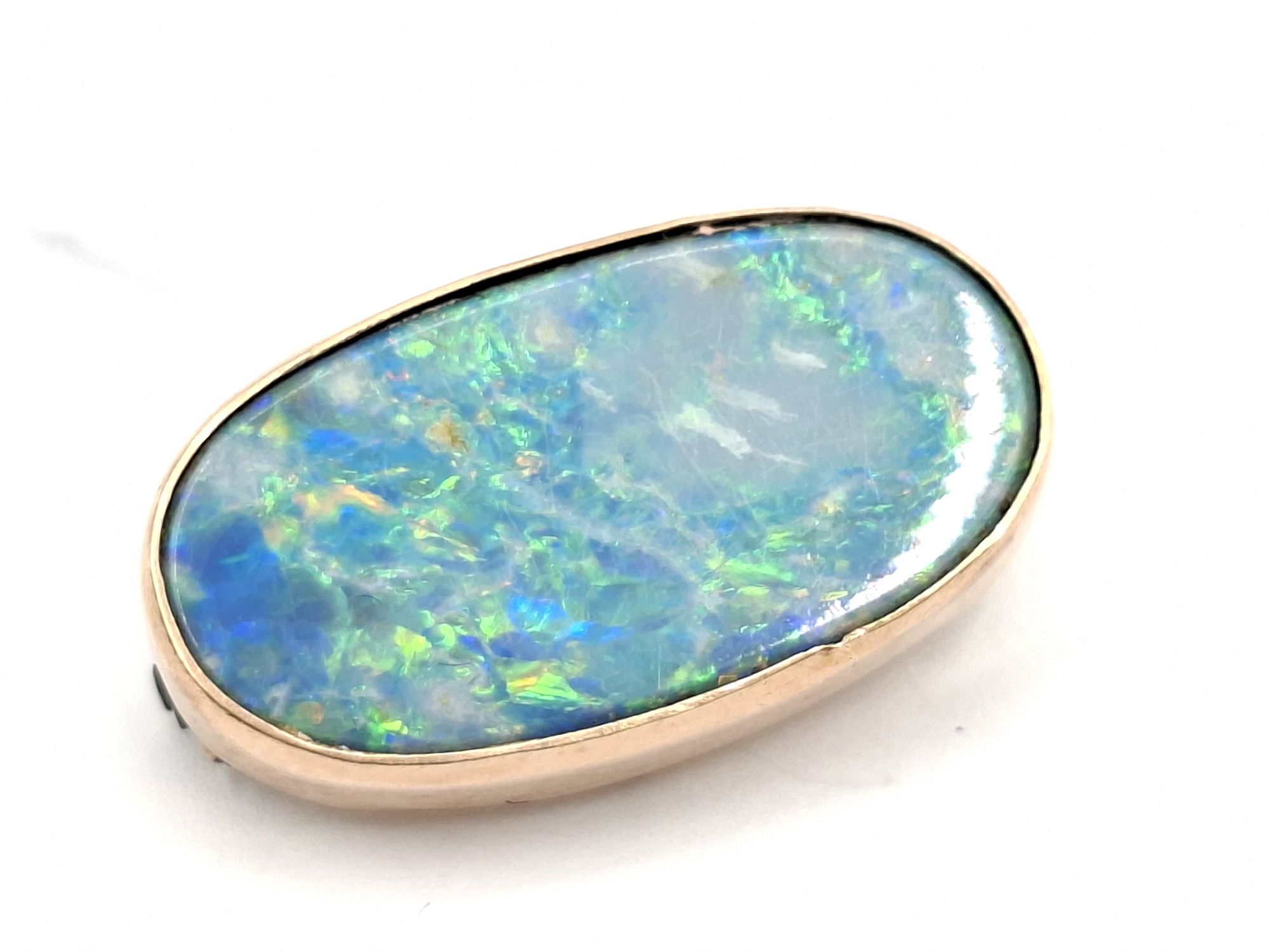 9ct Gold Opal Brooch