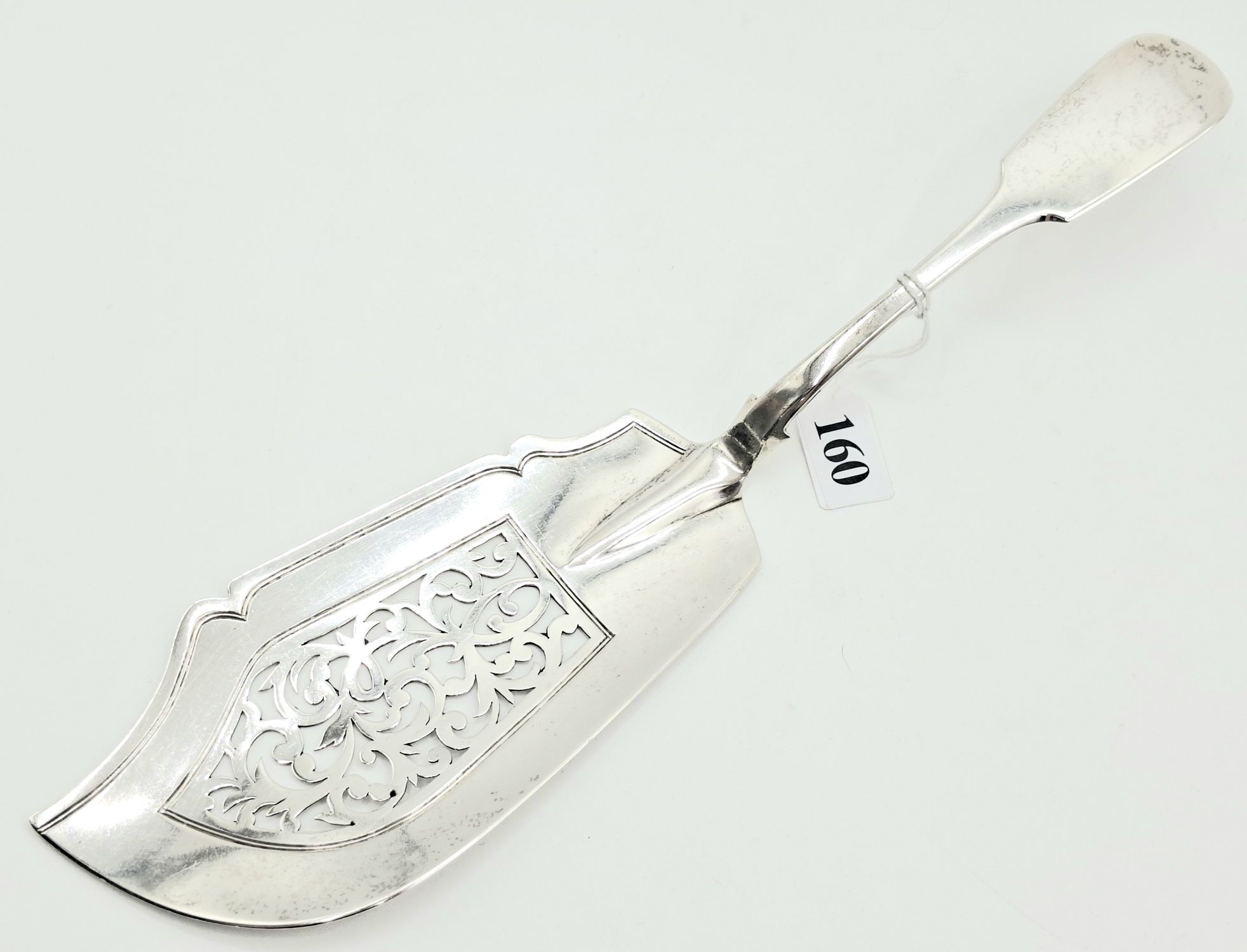 160 · ENGLISH STERLING SILVER SLICE