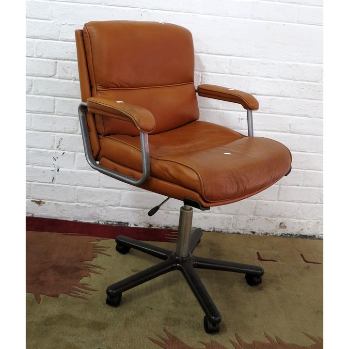 VINTAGE OFFICE CHAIR