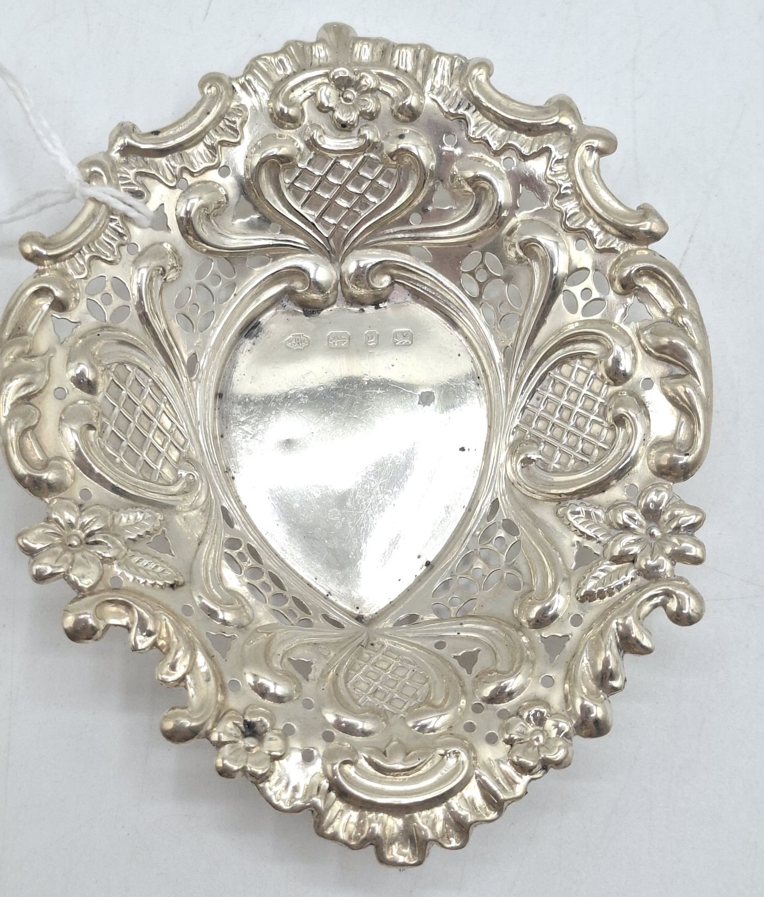 177 · VICTORIAN STERLING SILVER BON BON DISH