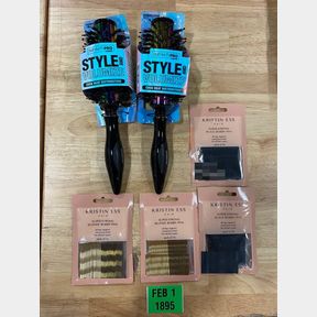 2X INFINITI PRO HAIRBRUSHES & 4X KRISTIN ESS BOBBY PINS