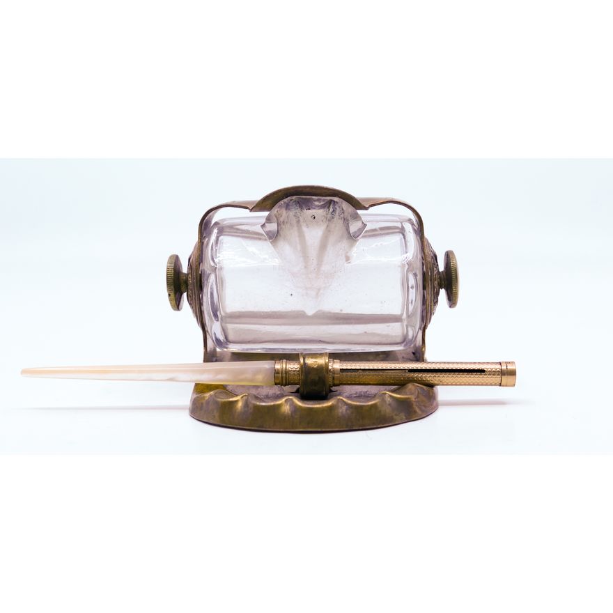 Antique Perry English Gravitating Inkstand Inkwell