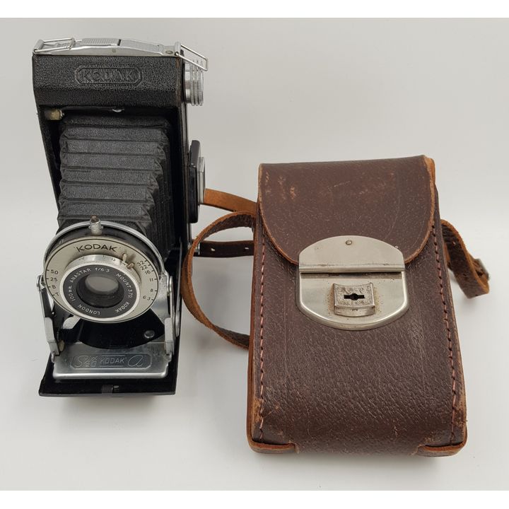 Vintage Kodiak 620a Folding Camera with Case