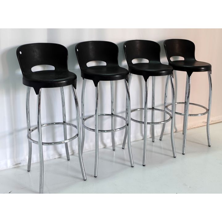 SET OF 4 KITCHEN STOOLS