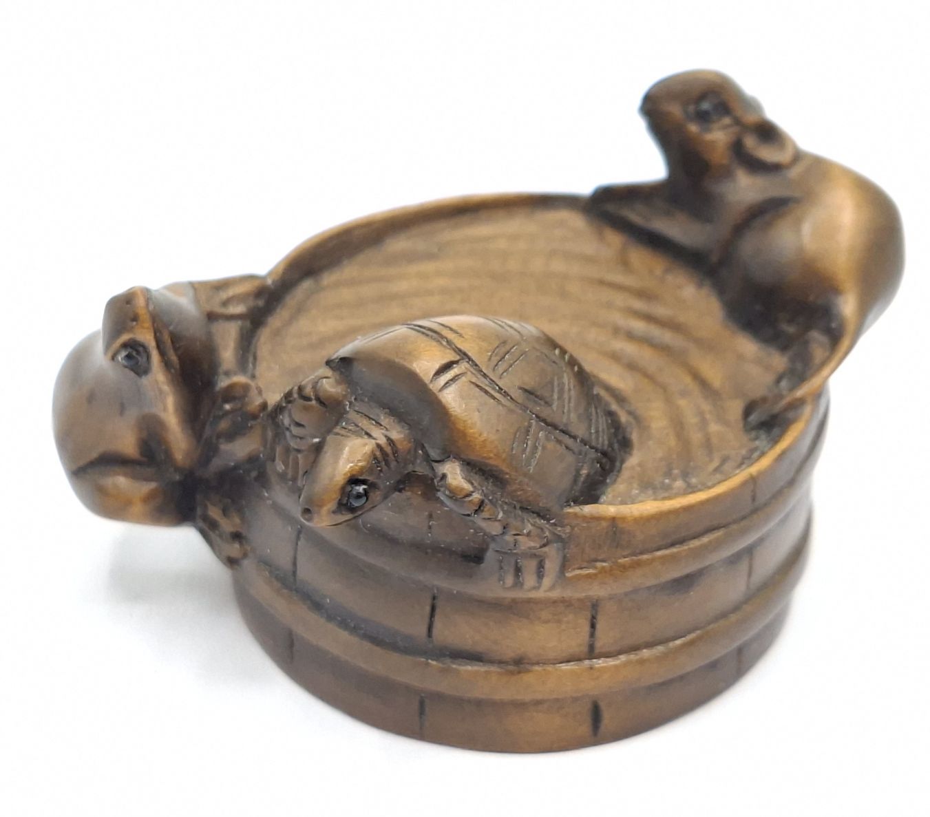 93 · JAPANESE CARVED BOXWOOD NETSUKE
