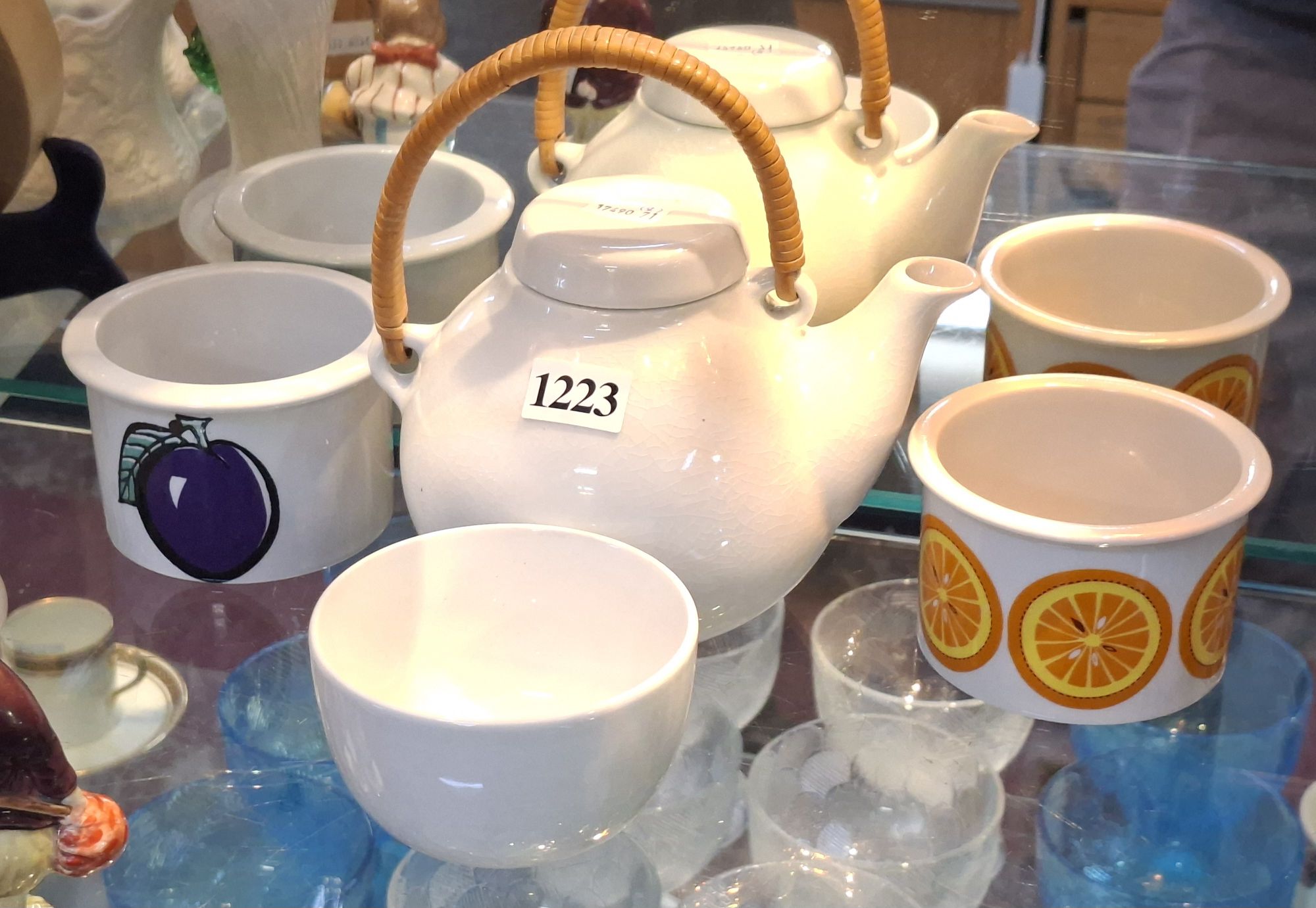 1223 · ARABIA FINLAND CERAMIC TABLEWARE