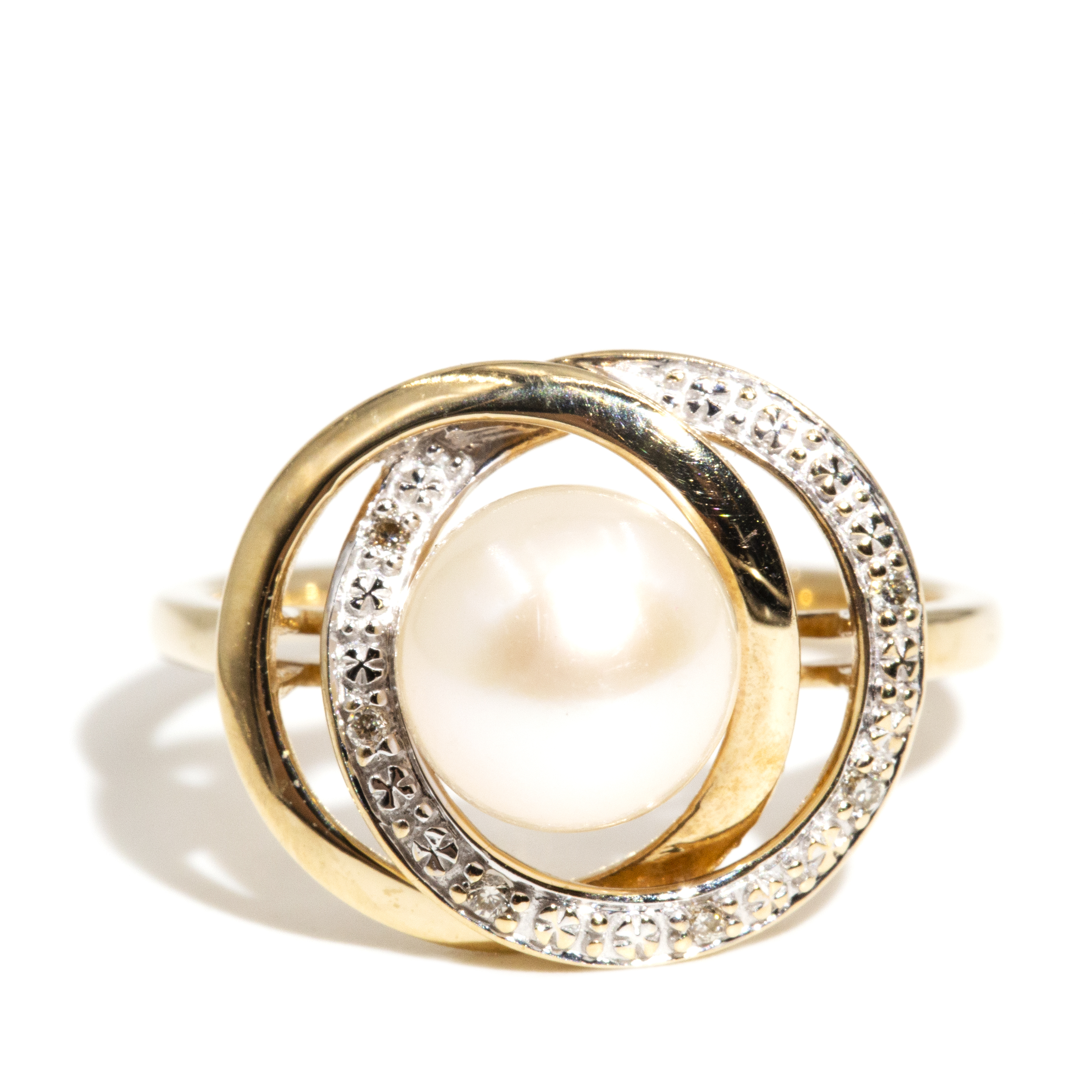 Diamond & Pearl 9ct Gold Ring,