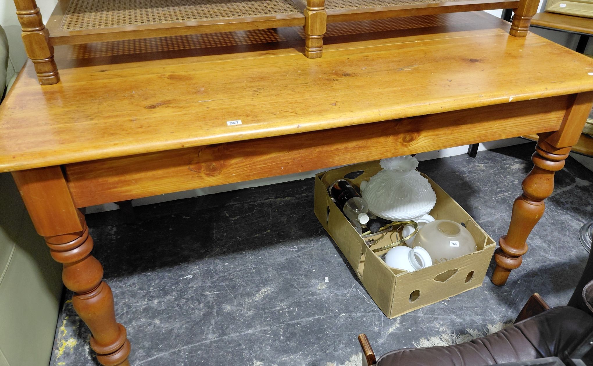 267 · PINE KITCHEN TABLE