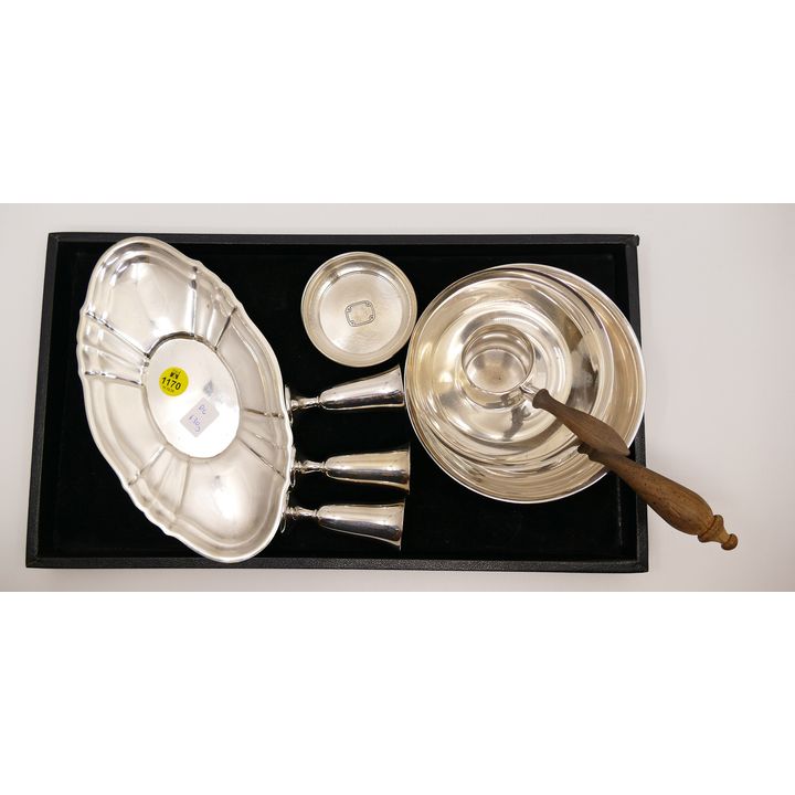 Tray 12pc Sterling Porringers and Nut Dishes- largest 8''- 630g TW