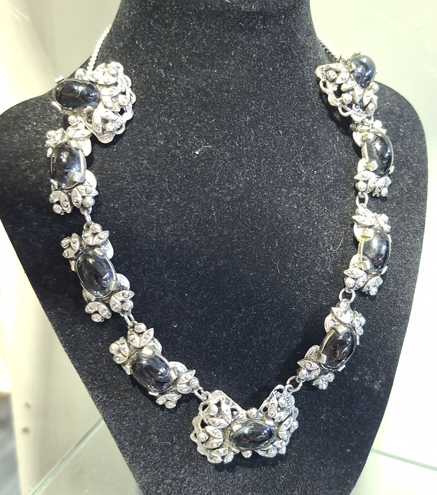 Vintage Barcs Jewellery Suite