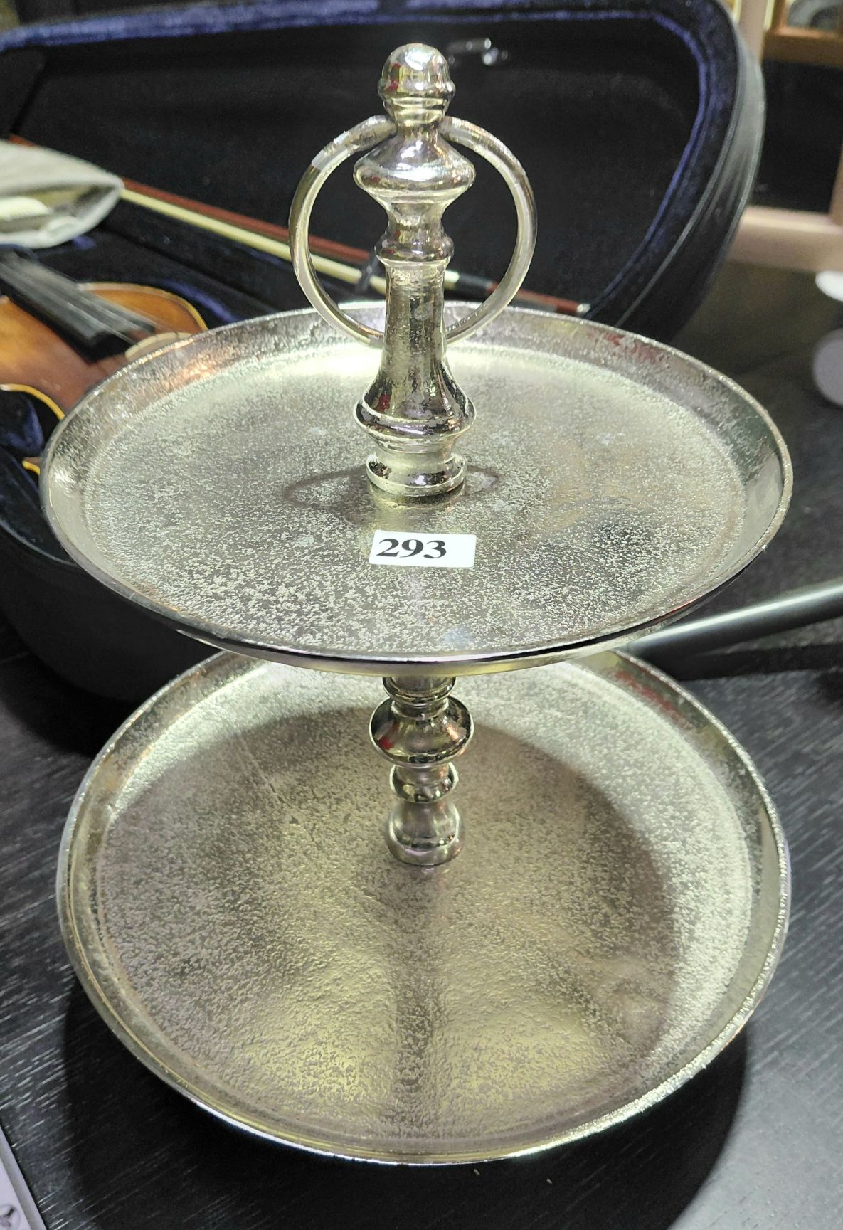 293 · MODERN CHROME CAKE STAND