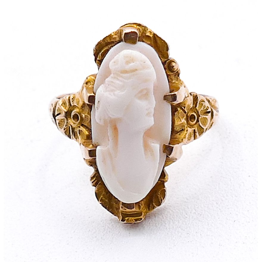 Antique 10k Cameo Ring Size 4 - 3.2 Grams