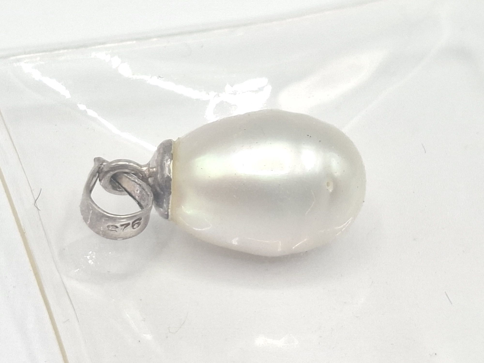 104 · PENDANT