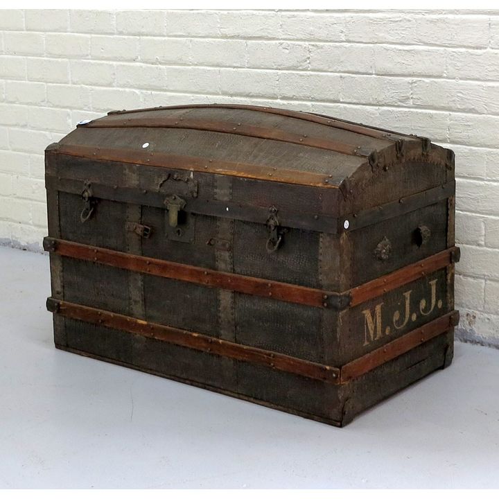 19/20TH CENTURY SCOTTISH OAK AND CROCODILE SKIN CHELTENHAM CABIN TRUNK, maker G.G. Peterkin
