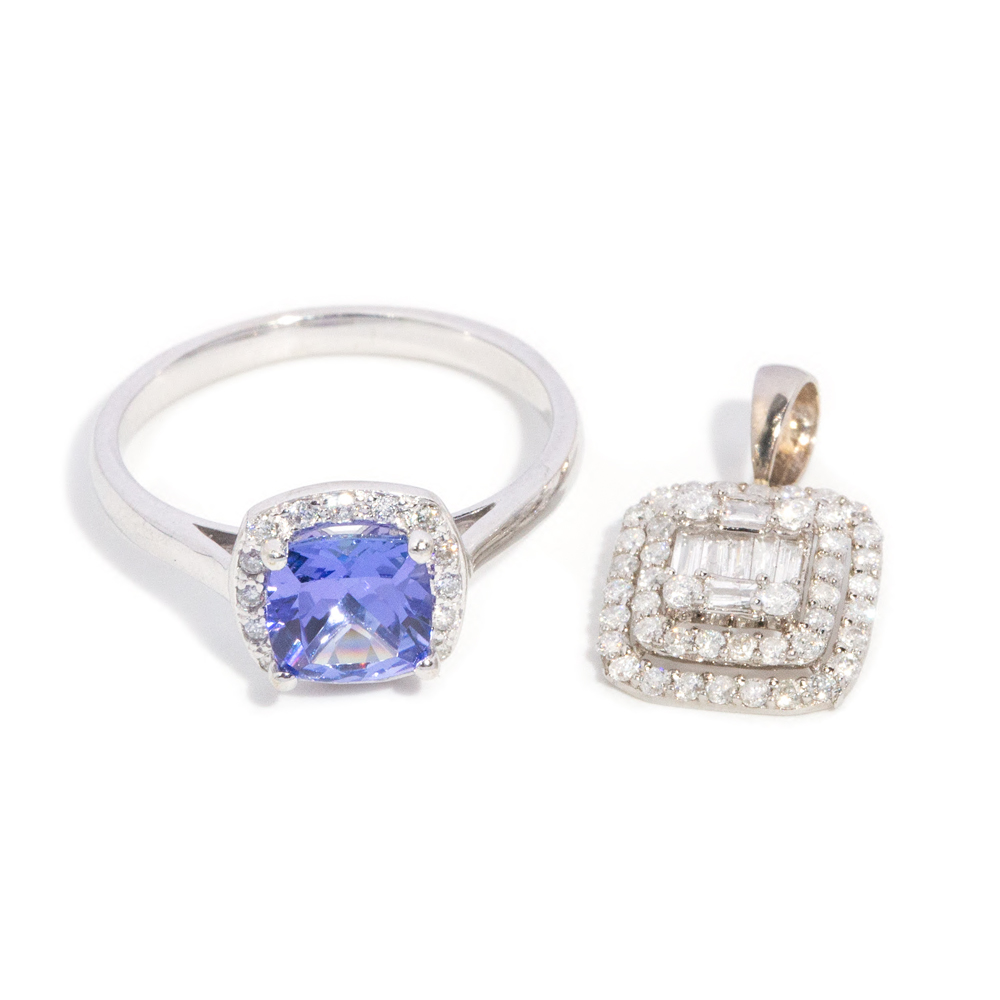 16 · 9ct Ring and 18ct Pendant