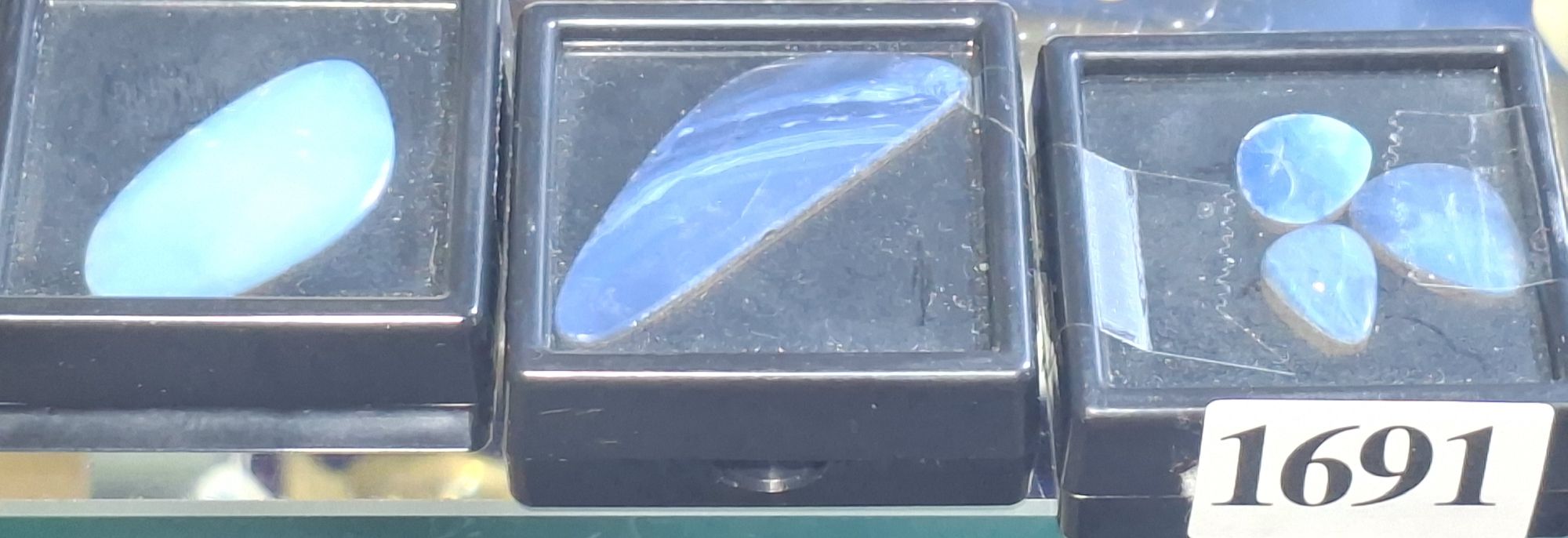 Loose Boulder Opals