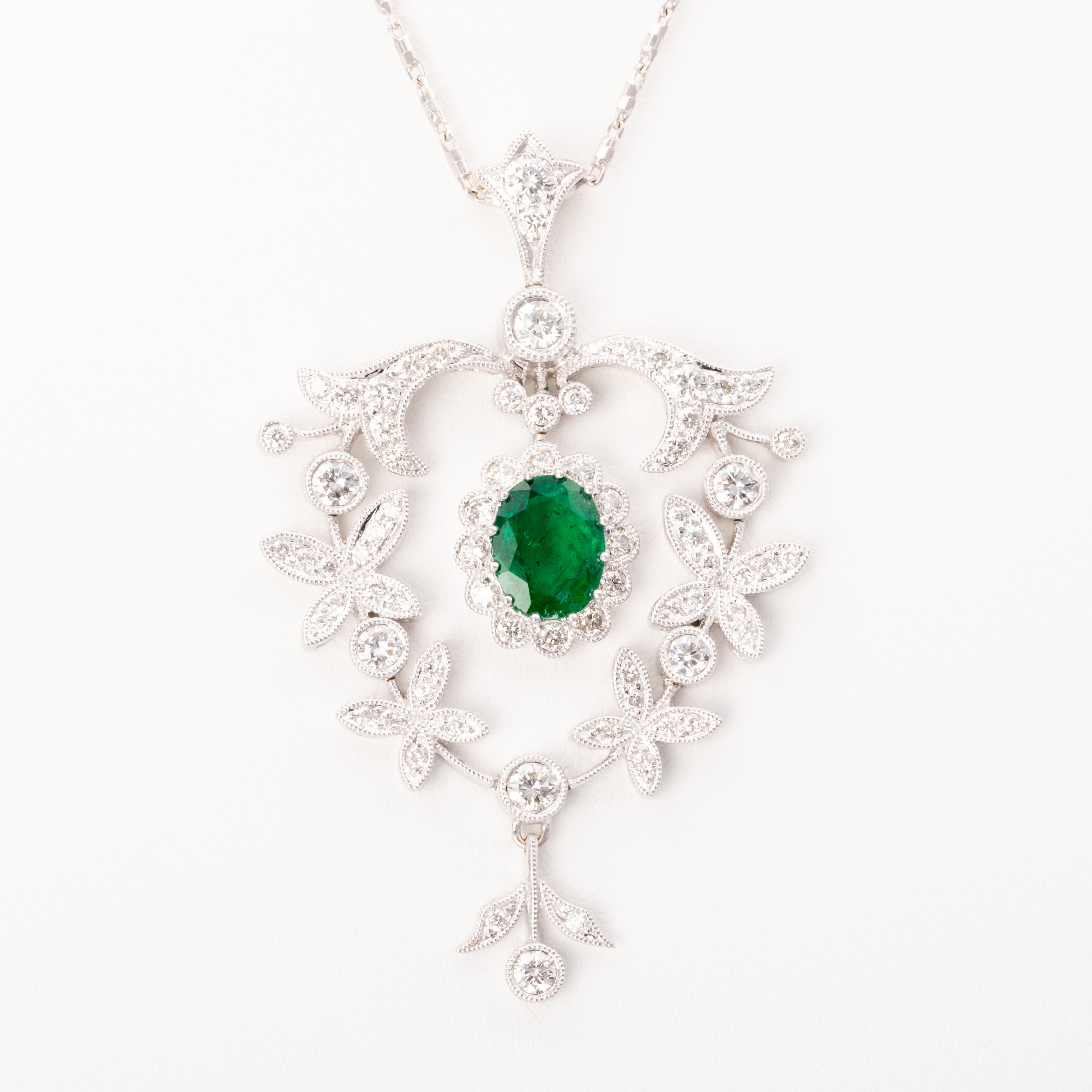 Emerald & Diamond Pendant & Chain 18ct Gold