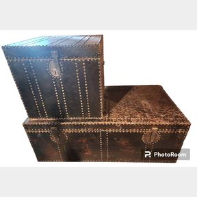 Deep Decorative storage trunks/Coffe table/side table