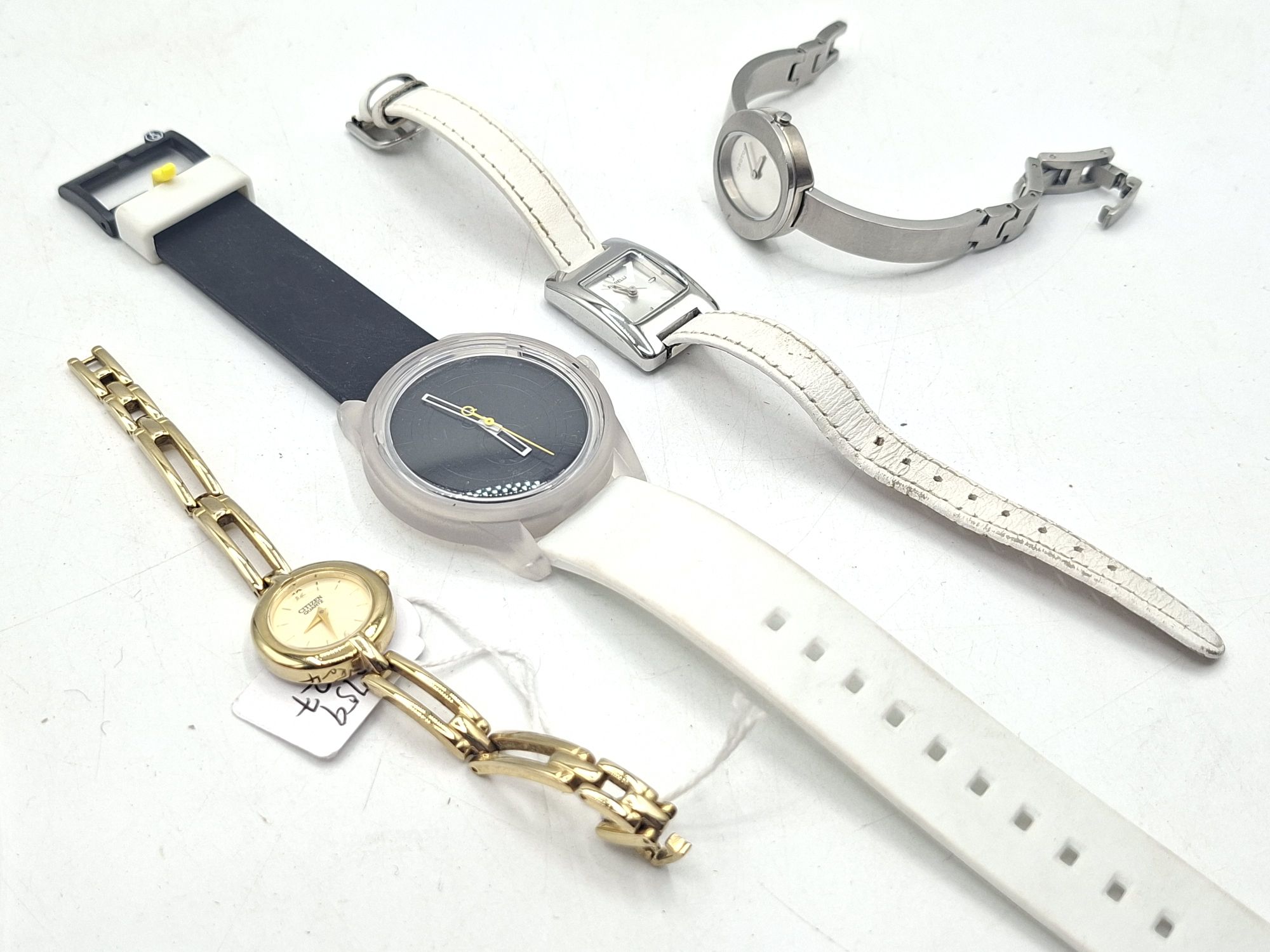 LADIES FASHION WATCHES