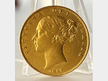 1846 VICTORIA YOUNG HEAD SHIELD GOLD SOVEREIGN