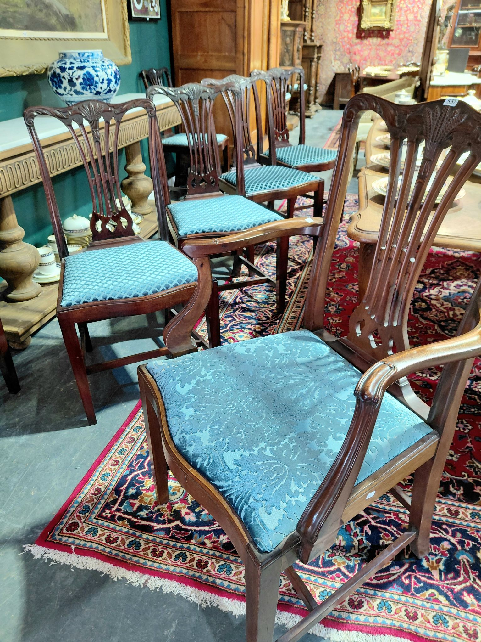 537 · EXQUISITE SUITE OF 12 DINING CHAIRS