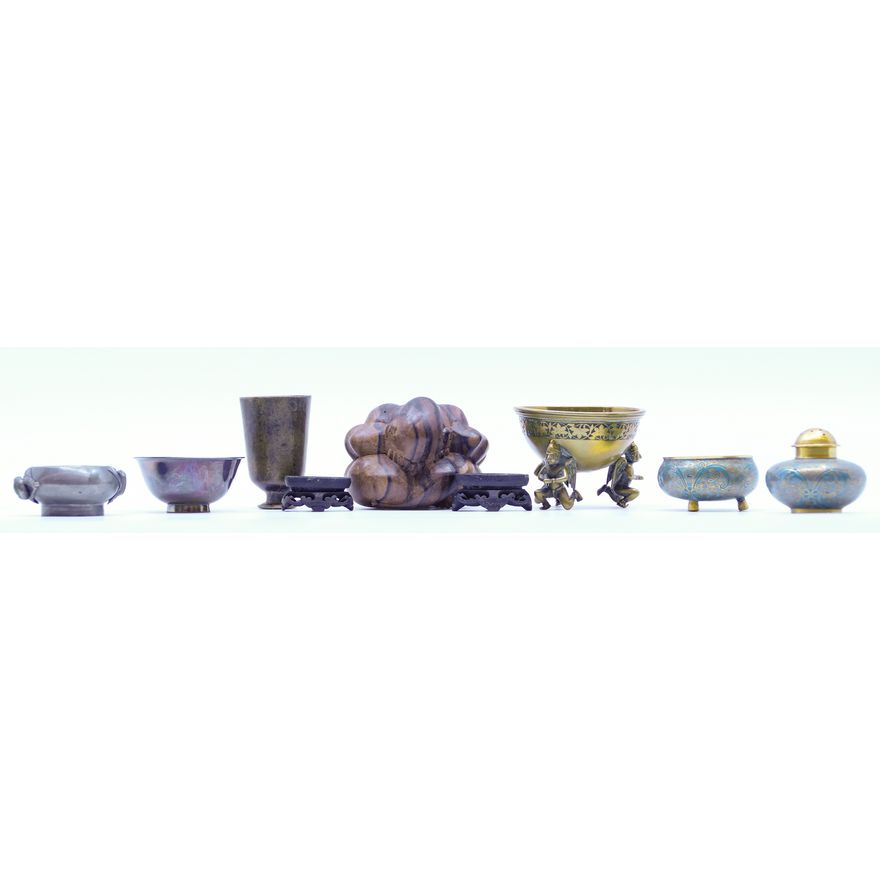 Box 9pc Asian Small Cups and Stands 1'' to 3''