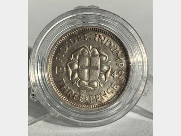 1942 GEORGE VI (.500) SILVER THREE PENCE