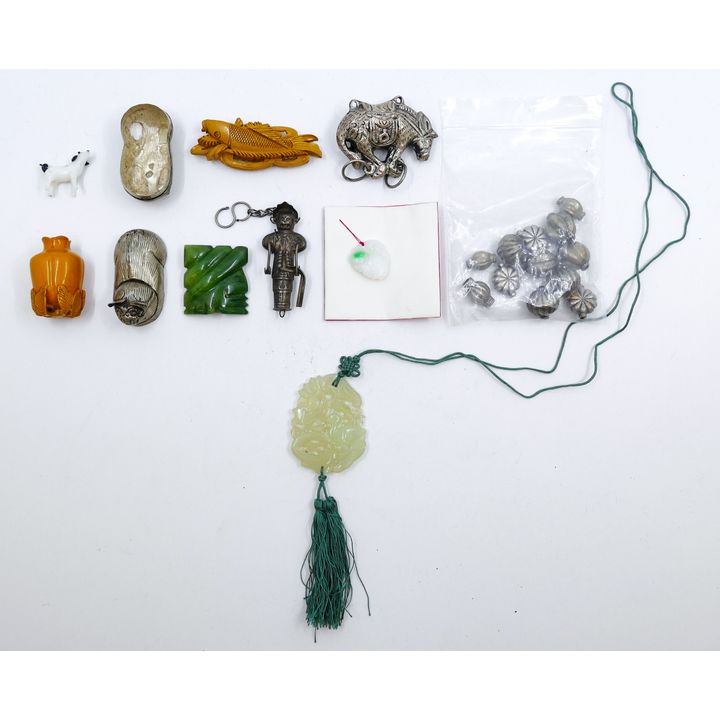 Box Chinese Silver Toggles and Jade etc.
