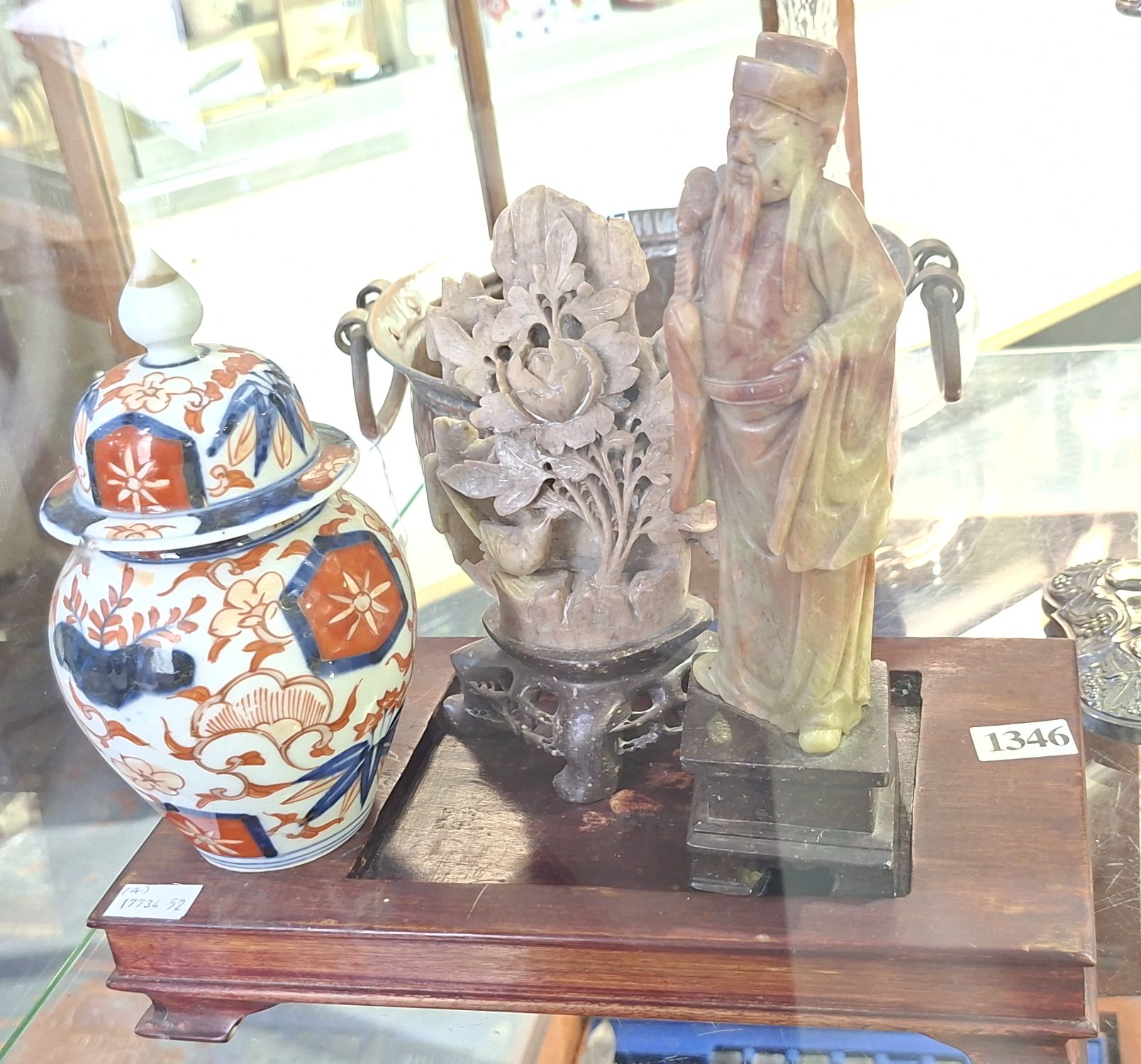 1346 · CHINESE CARVINGS AND IMARI POT