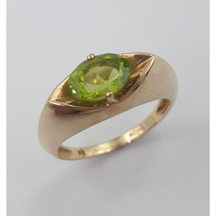 9ct Y/G Peridot Ring