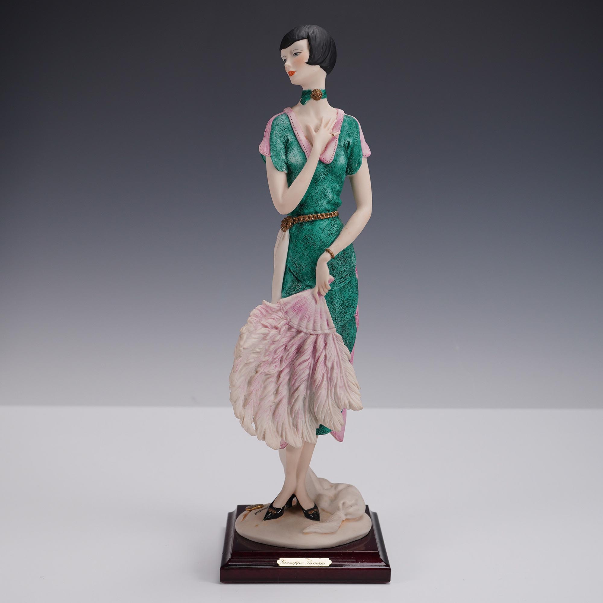 Giuseppe Armani Figurine, Lady in Green with Feather Fan | Lion