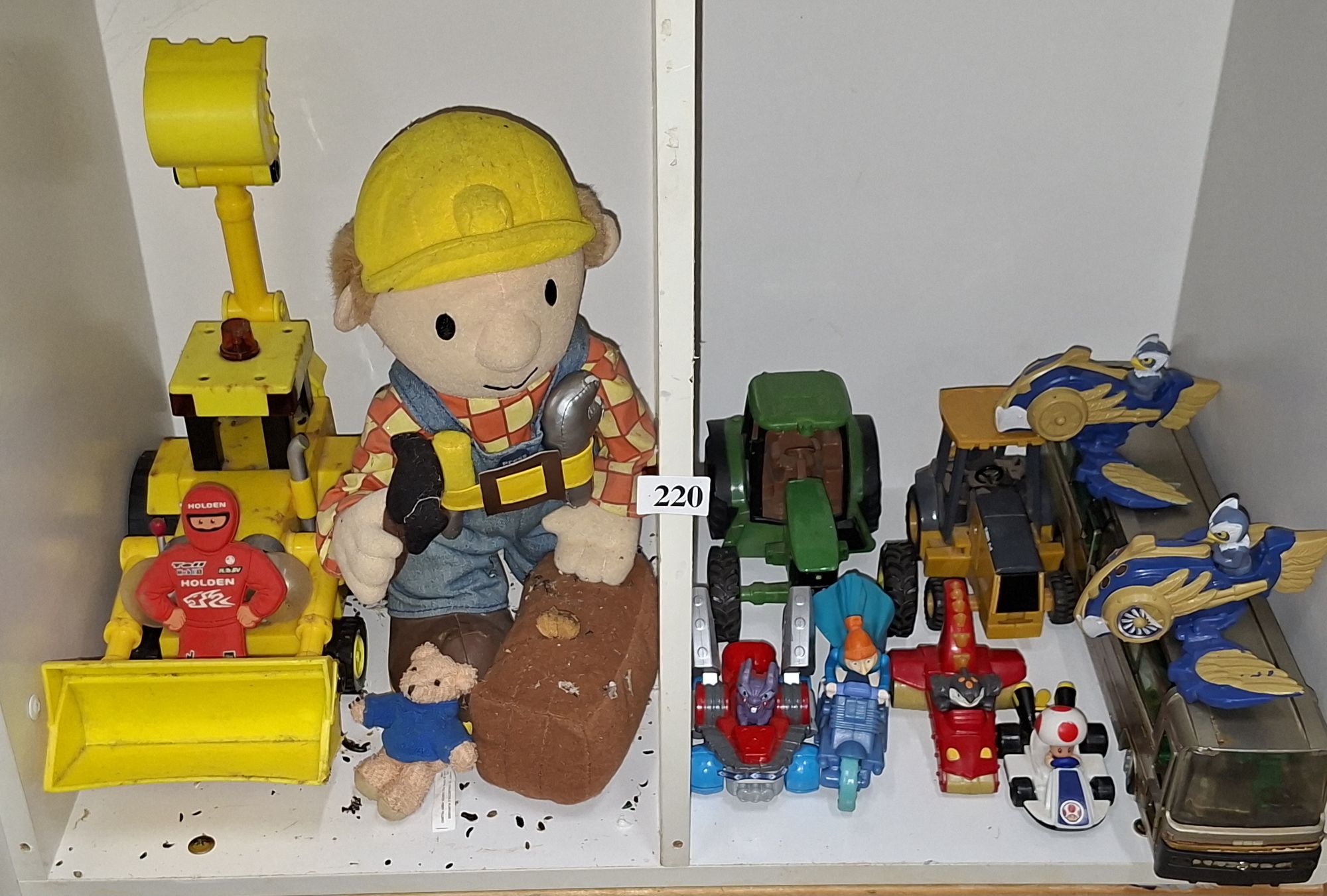 220 · GROUP OF TOYS