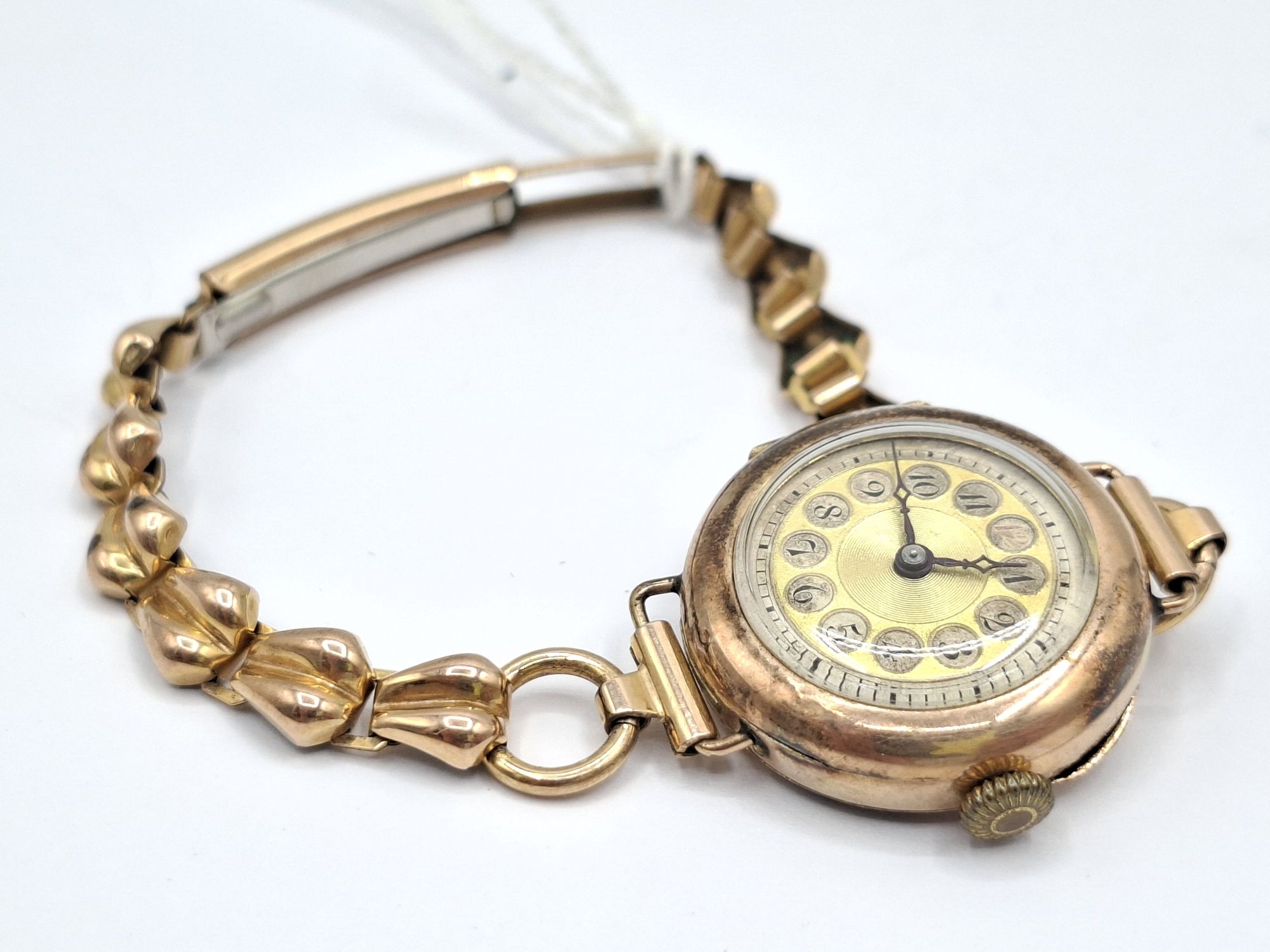 1160 · 9CT GOLD LADIES WATCH
