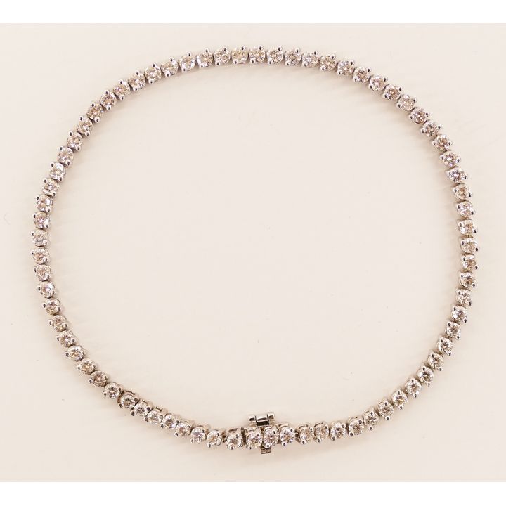 Lady's 2.42ctw Diamond 18k Tennis Bracelet