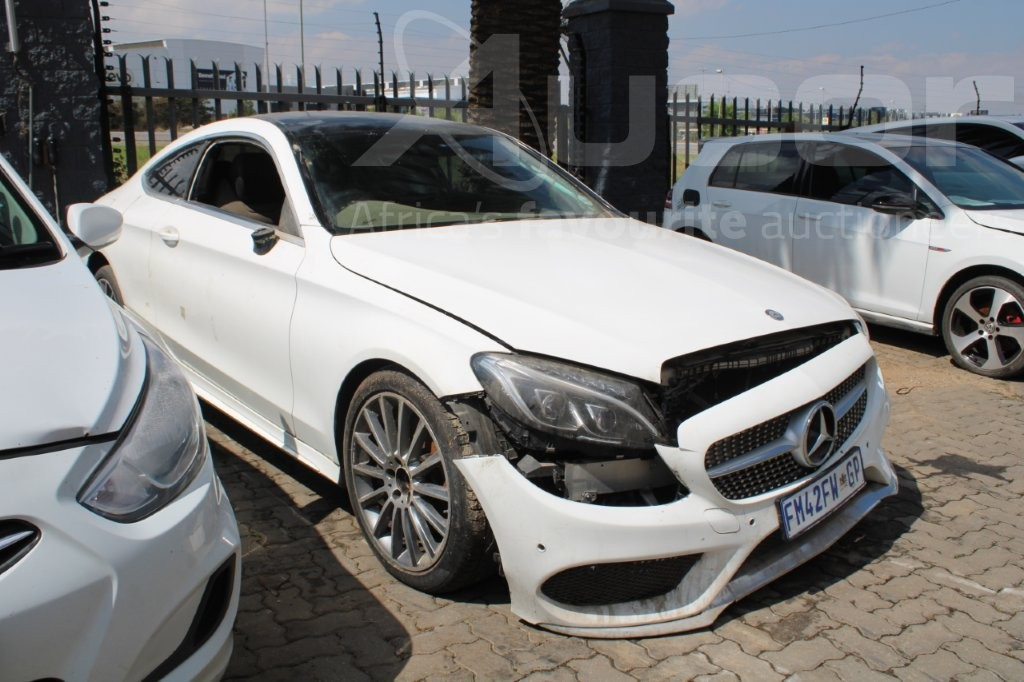 2016 MERCEDES-BENZ C200 COUPE A/T