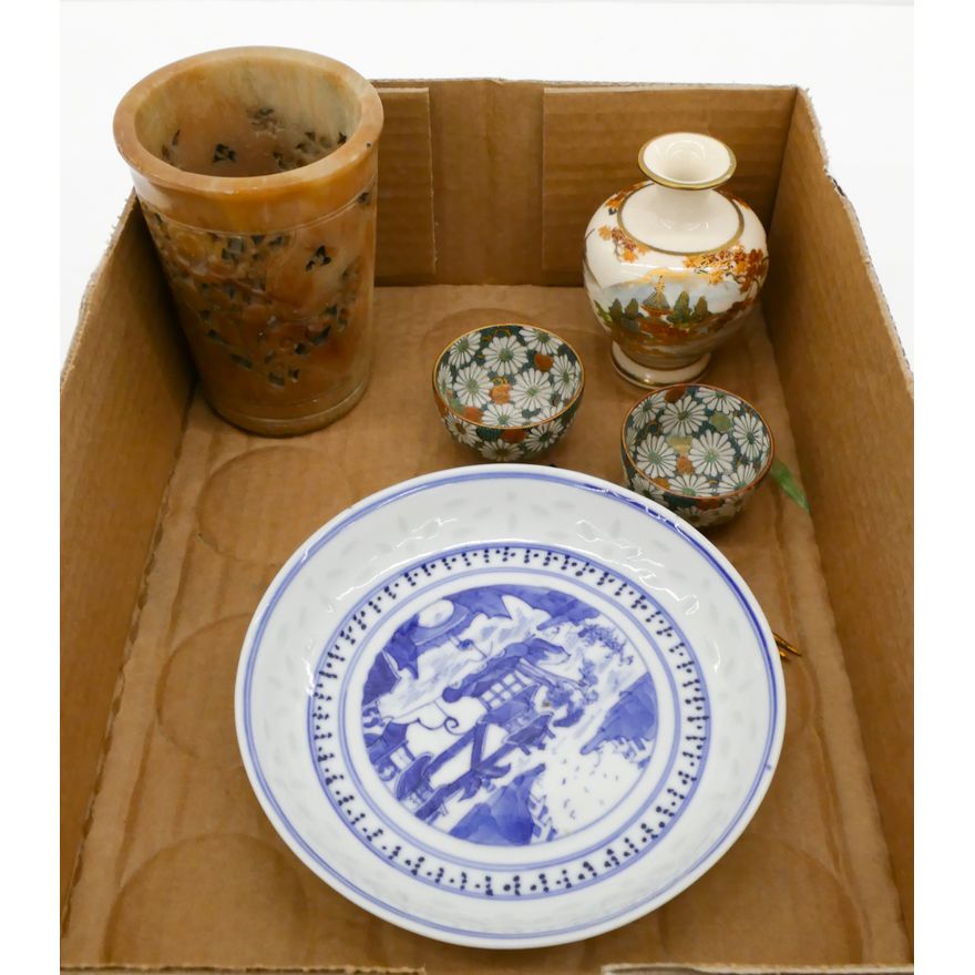 Box Japanese Satsuma Cabinet Vase etc.