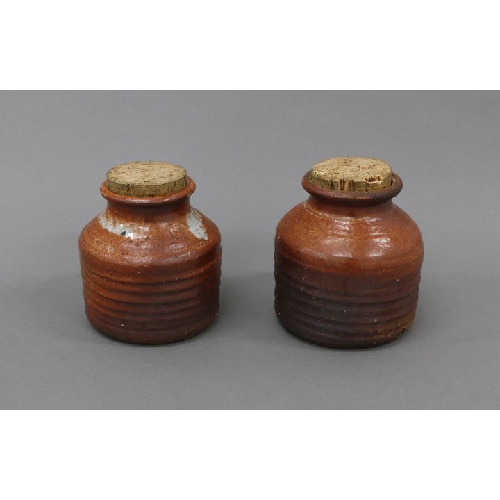 Len Castle - Two matching shino glazed jars