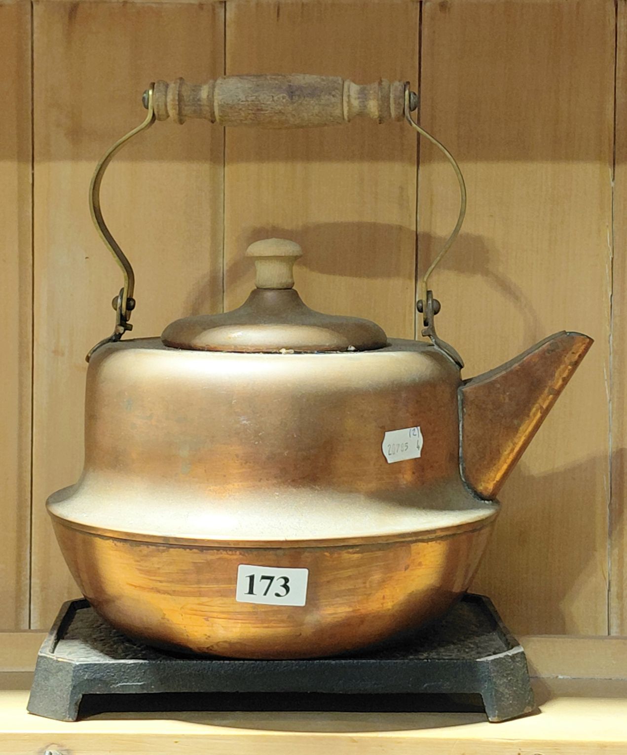 173 · COPPER TEAPOT