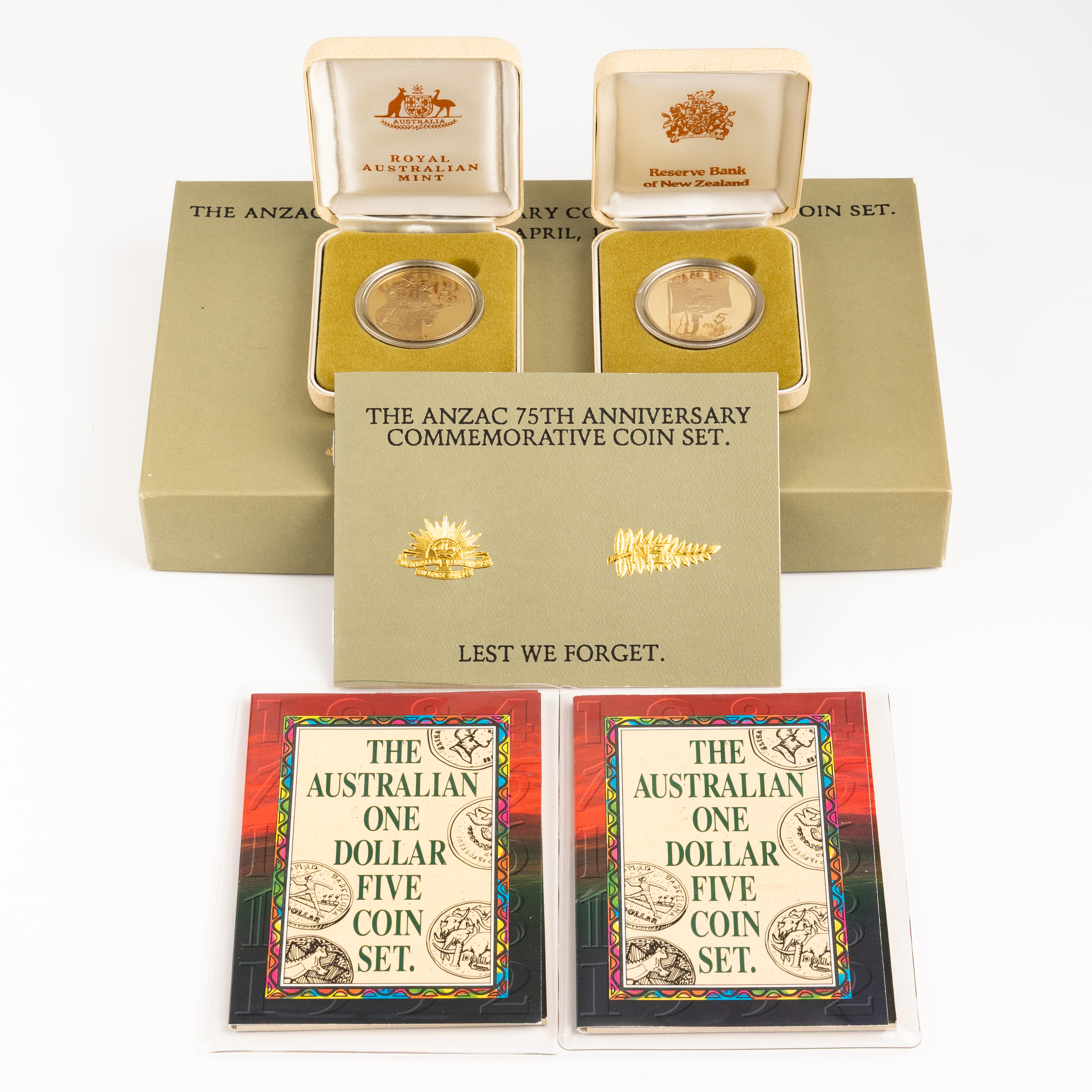 481 · Elizabeth II, RAM - The ANZAC 75TH Anniversary Commemorative Coin Set, Five Dollars, 1990, FDC