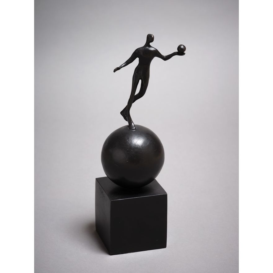 Vicky Savage 'Holding the Balance'