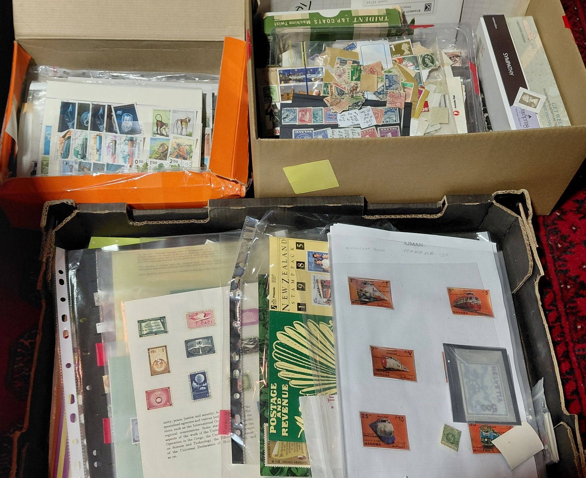 565 · STAMPS - WORLD