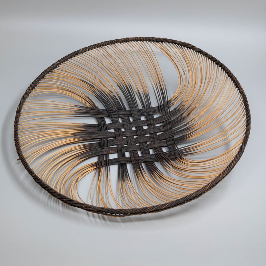 Ruth Castle - Large grid pattern round dish