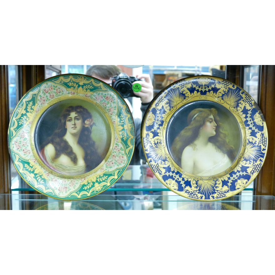 2pc Old Anheuser-Busch Malt Nutrine Beer Tin Vienna Art Plates 10''